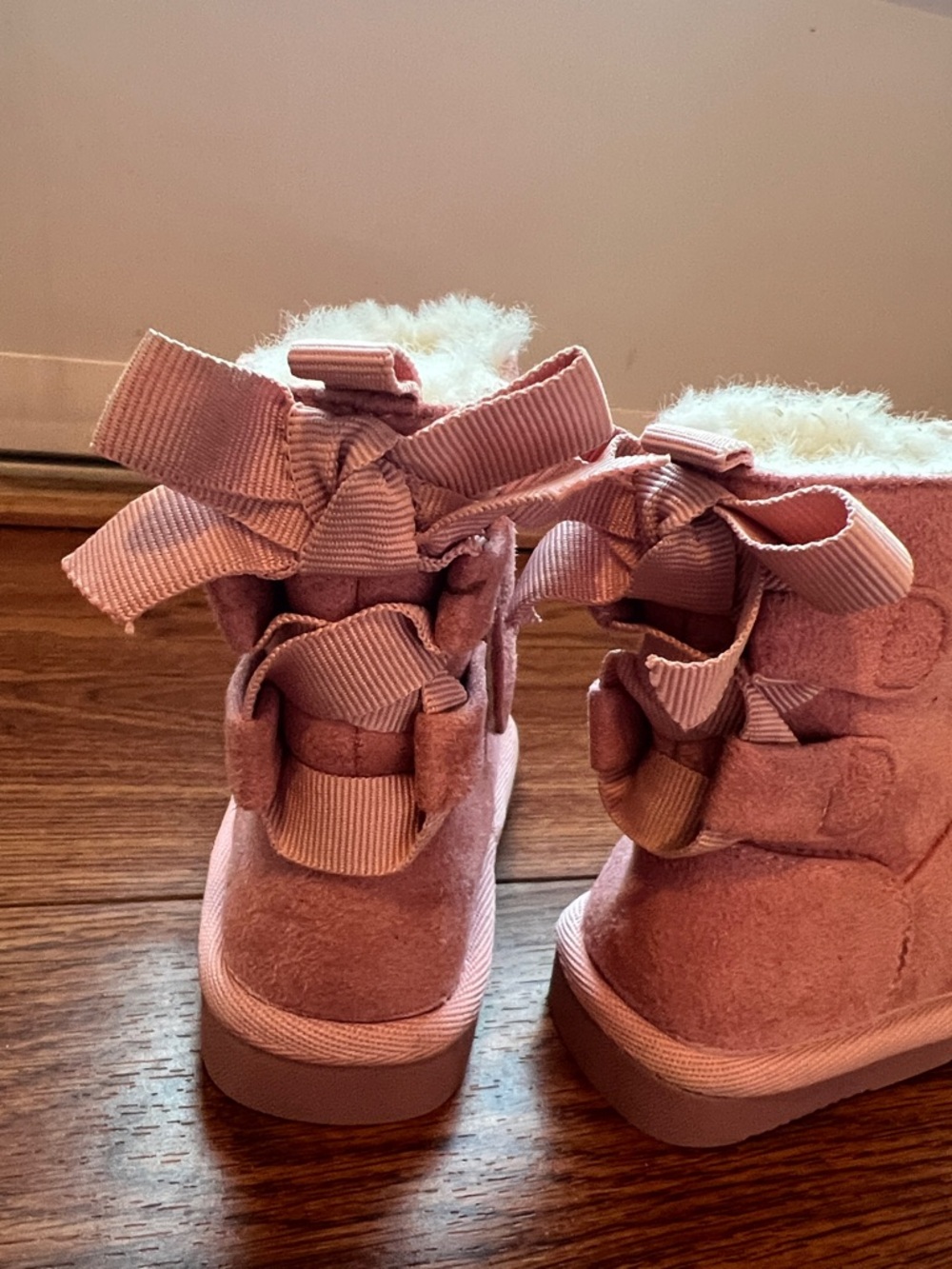 NEW! Kids Pink Faux-Suede Cozy Boot with Bow Detail - Picture 2 of 3